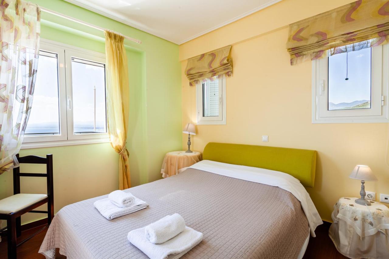 Verga Majestic Sunsets - Elegant & Secluded Retreat Kalamata Esterno foto