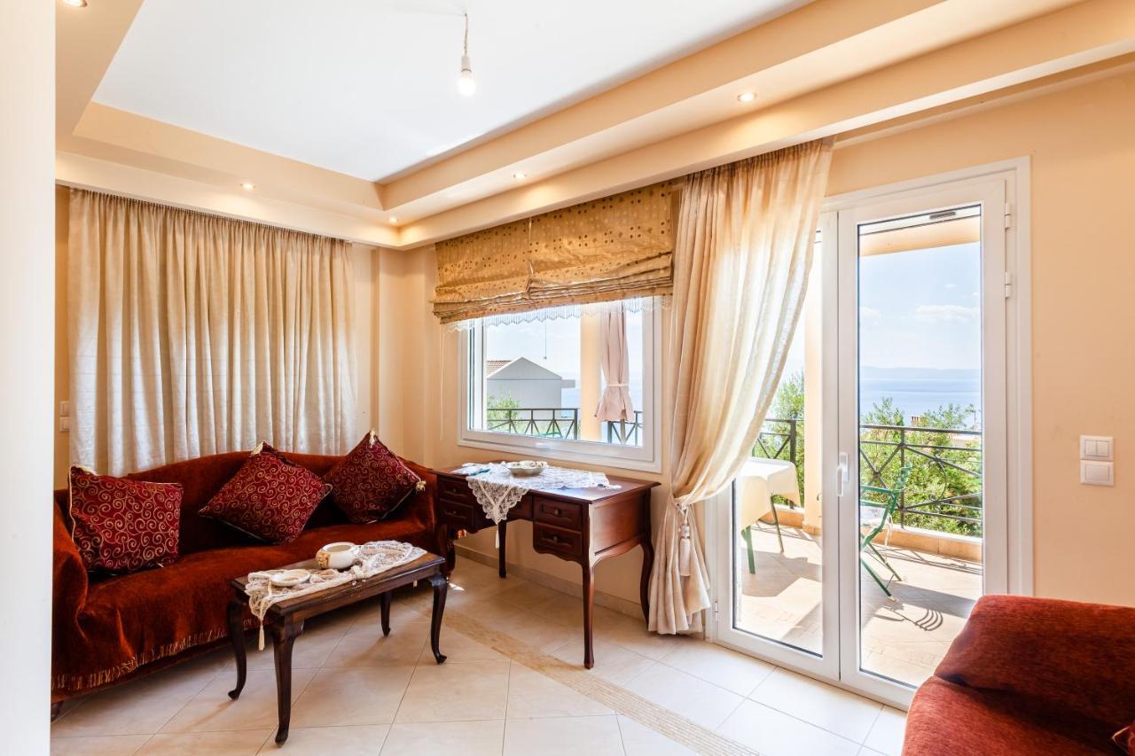 Verga Majestic Sunsets - Elegant & Secluded Retreat Kalamata Esterno foto